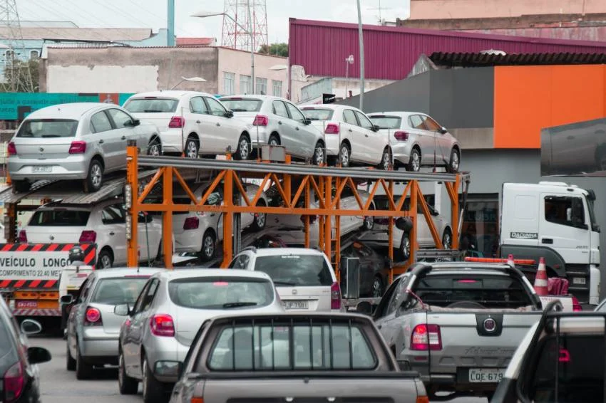 Volta Redonda vai começar a partir de janeiro a restringir o trafego de veículos pesados dentro da cidade