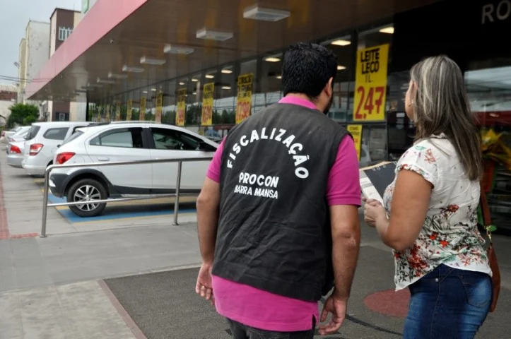 Mercados de Barra Mansa passam por fiscalização do Procon