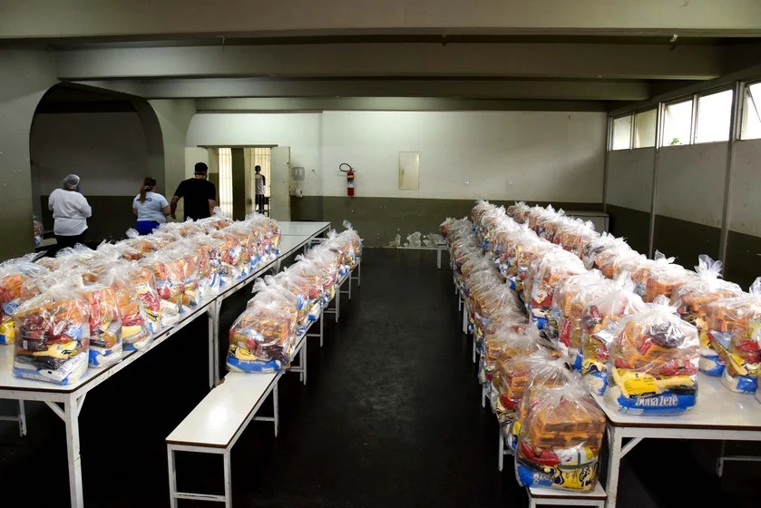 Prefeitura de Resende vai distribuir quase 200 toneladas de alimentos